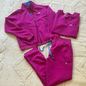 FIGS SCRUB SET SMALL PETITE X SMALL RASPBERRY